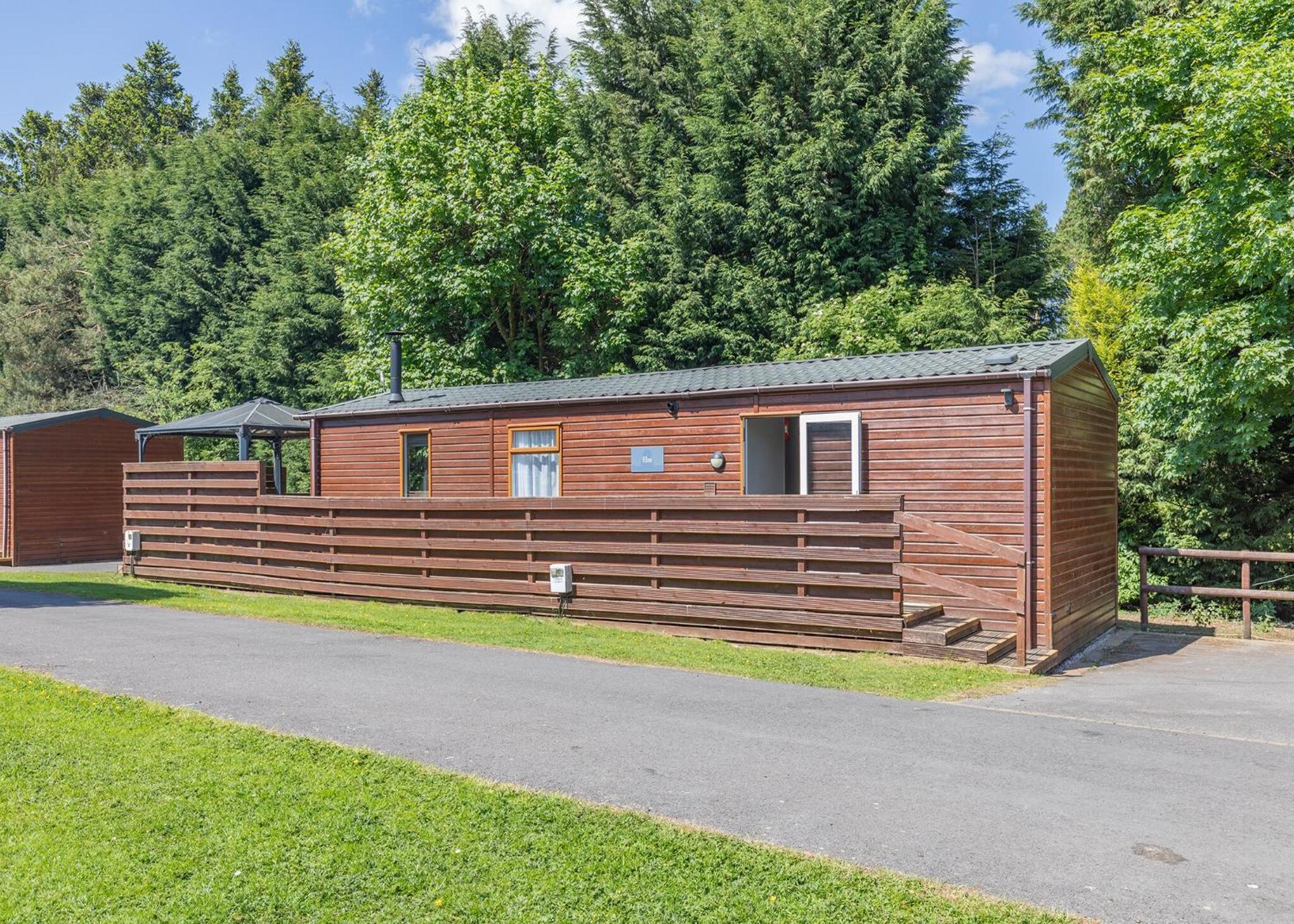 Longnor Wood Holiday Park Longnor (Staffordshire) Exterior foto